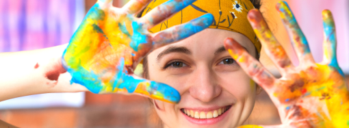 A LA PORTE DES EXPERIENCES CLINIQUES, L’ART THERAPIEUNE AUTRE CLEPOURLA PSYCHOLOGIE CLINIQUE